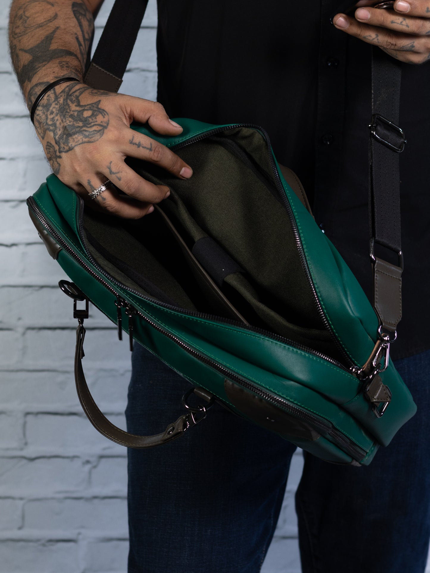 Maletin Sly... (porta laptop, grande)