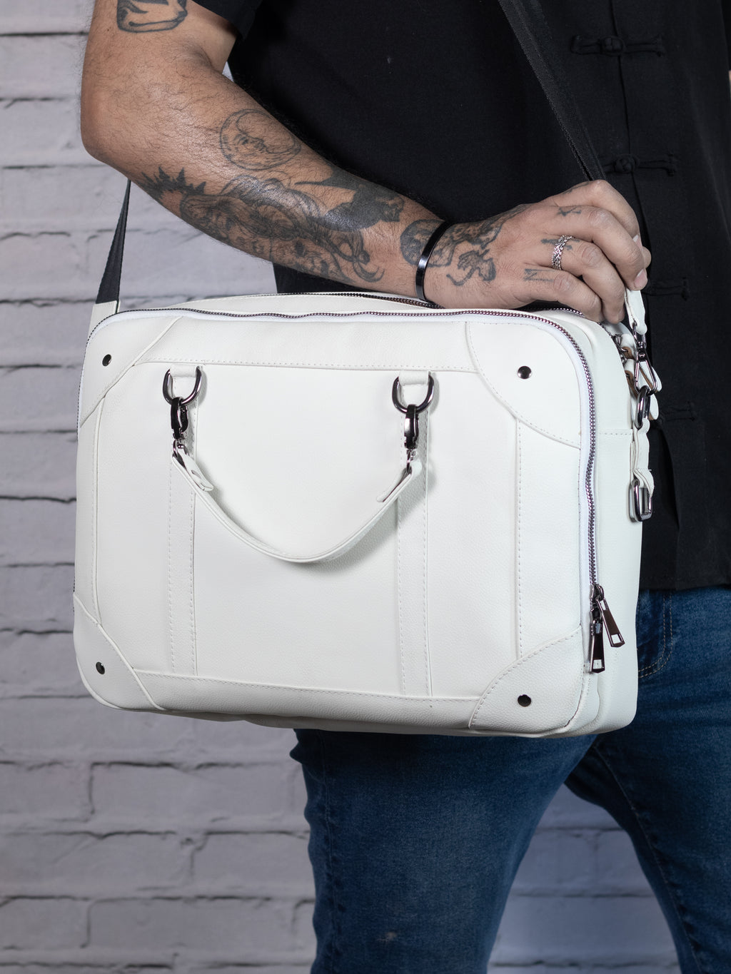 Maletín - Porta Laptop - Piel Blanca.